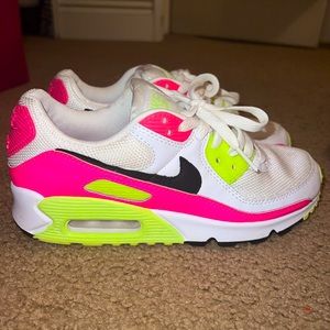 Women’s Air Max 90s GS ‘Pink Volt’